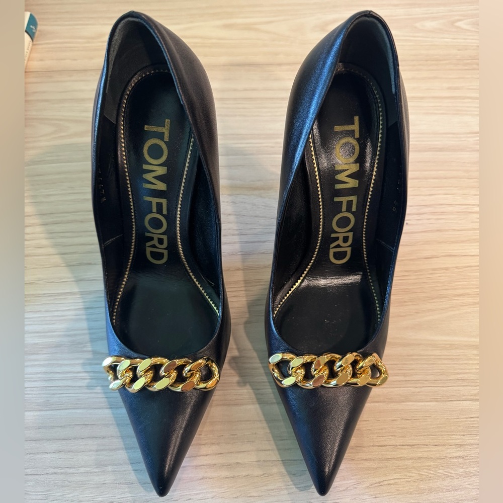 Tom Ford Chain Pointed Leather Stiletto Pumps In Black